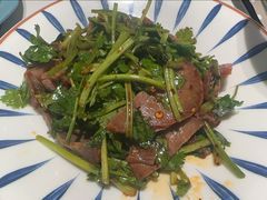 -黄记煌三汁焖锅(新佳丽江汉路店)