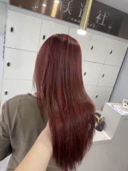 -镁连社·美联社