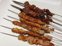 -街角等你.大连海鲜烧烤.经典铁板海鲜串(西安路店)