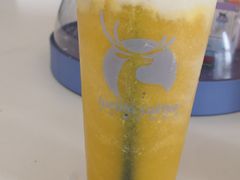 -瑞幸咖啡(绿地新都会9号楼店)