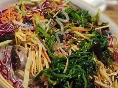 -山楂树融合菜餐厅