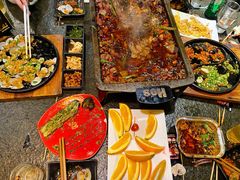 -何师烧烤Pro ·江湖川菜·小龙虾·精酿(太古里旗舰店)