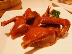 玻璃烧乳鸽-利苑酒家(宜安广场店)
