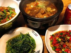 -茅炒屋龙虾·烧烤·湘菜(新河路店)