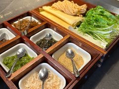 -五谷丰登农家院·地道胶东菜·海鲜烧烤(威海店)