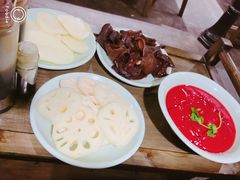 -红九格老火锅(三峡广场店)