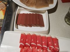 -海底捞火锅鲜切牛肉主题店(长寿路店)