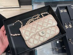 -CHANEL(恒隆广场店)