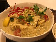 绿咖喱鸡肉套饭-GOGO Plate(成都太古里店)