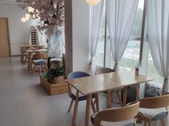 -Ours树朵家亲子餐厅(远策中心店)