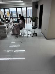 -宫铭烫发染发接发店