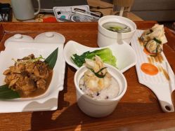 -裕月馨月子中心(滨江店)