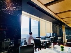 -上海龙之梦万丽酒店