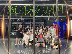 -懒人Club健身(卓越时代广场店)