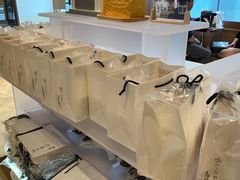 -银座仁志川·生吐司专门店(香港广场店)