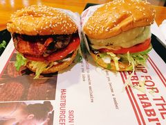 BBQ培根牛肉特堡-The Habit Burger Grill 哈比特汉堡(复兴soho店)