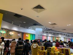 -m豆巧克力世界(上海世茂广场店)