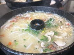 -飞虎过桥米线(翠湖店)