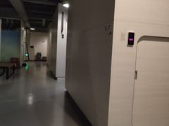 -栖游青年旅舍(华强北地铁站店)