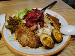 港式蜜汁叉烧饭-瑞霖·隆江猪脚饭
