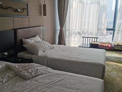 -深圳罗湖东门步行街亚朵X酒店