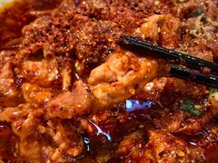 水煮肉片-川人川菜馆·小龙虾·鲜虾现做(黄山路店)