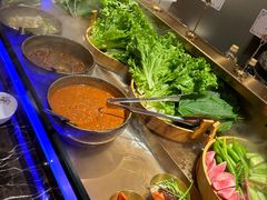 -黑金·寻焰自助百汇·烤肉·火锅(中街店)