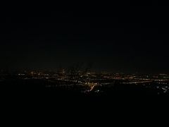 -鬼笑石后山停车场