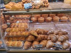 -昆明冠生园·蛋糕·面包(朗悦湾店)