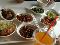 -浦东图书馆读者餐厅