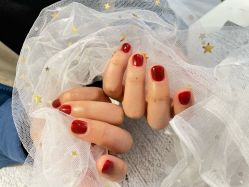 -UGIRL有个美甲