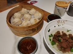 蟹粉小笼-馋三尺蟹粉小笼(人民广场店)