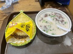 牛肉烧饼（多肉）-穆得·老周家牛肉烧饼(普利街店)