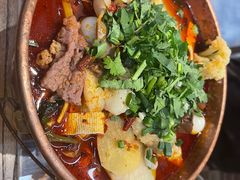 -成都你六姐·牛肉冒菜(上海环宇荟店)