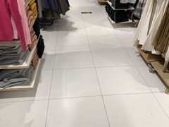 -优衣库(北京万柳华联购物中心店)