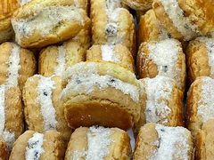 -爱德顺糕点食屋(利民道店)