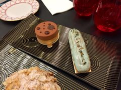 -Salon de The de Joel Robuchon(外滩18号店)