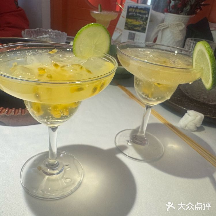 😻被这家猫咪主题餐厅辣哭,但我还想再来!