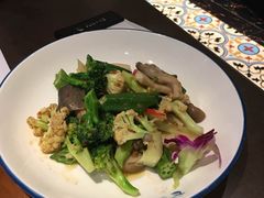 -美奈小馆·越南料理(中航城君尚购物中心店)