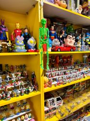 -16TOYS中古玩具铺(崇文门店)