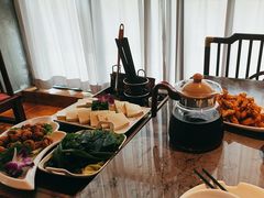 -东馆和天下特色餐饮(工农店)