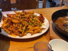 -五谷丰登·胶东海鲜·家常菜(张村店)