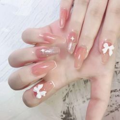 -艾珂·美甲美睫