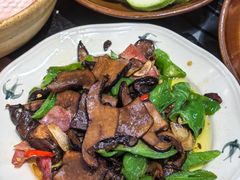 -阿山卓·野生菌火锅·纳西火塘烤肉