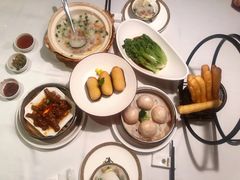 -翡翠小城·海鲜豆捞·广式点心(老佛爷店)