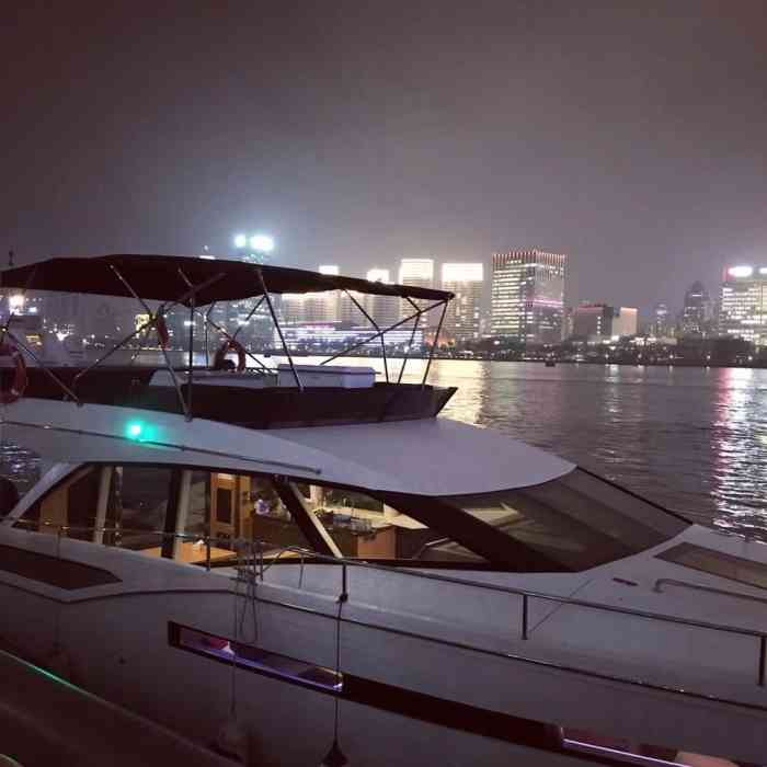 海龙海鲜舫-"冲着他的环境去的,去了才感觉虽然是黄浦江.