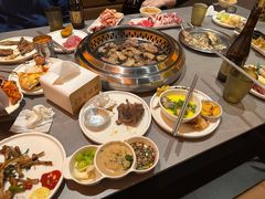 -黑金·寻焰自助百汇·烤肉·火锅(中街店)