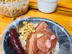 -梁阿婆廿年老牌扣肉糯米饭