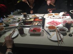 -海底捞火锅鲜切牛肉主题店(长寿路店)