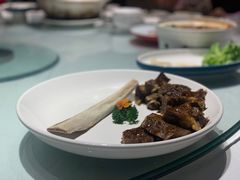 黑椒鲍菇牛仔粒-黛瓦里巷(南京东路店)